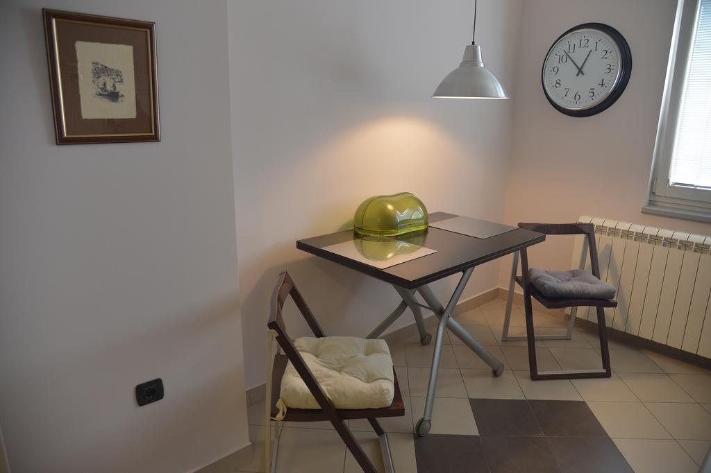 Apartment Danica Belgrad Oda fotoğraf